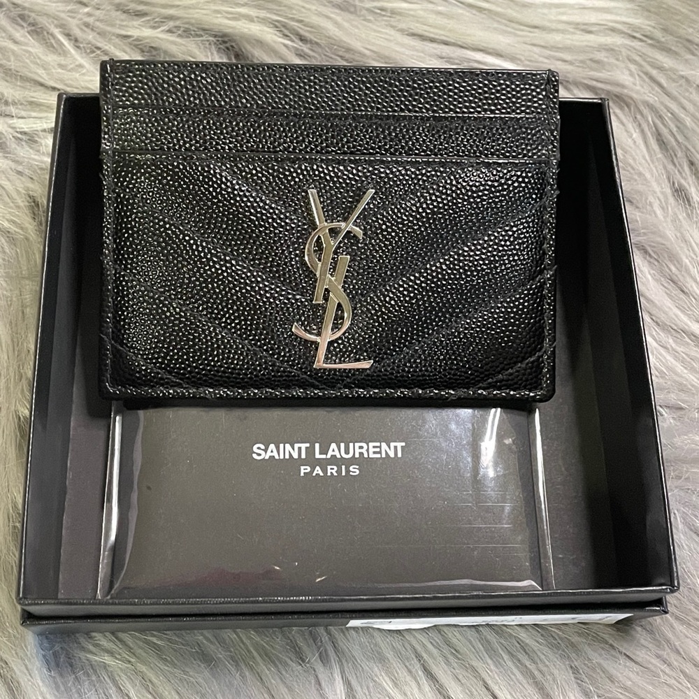 🚫Sold🚫Saint Laurent Monogram MatelasséCardHolder